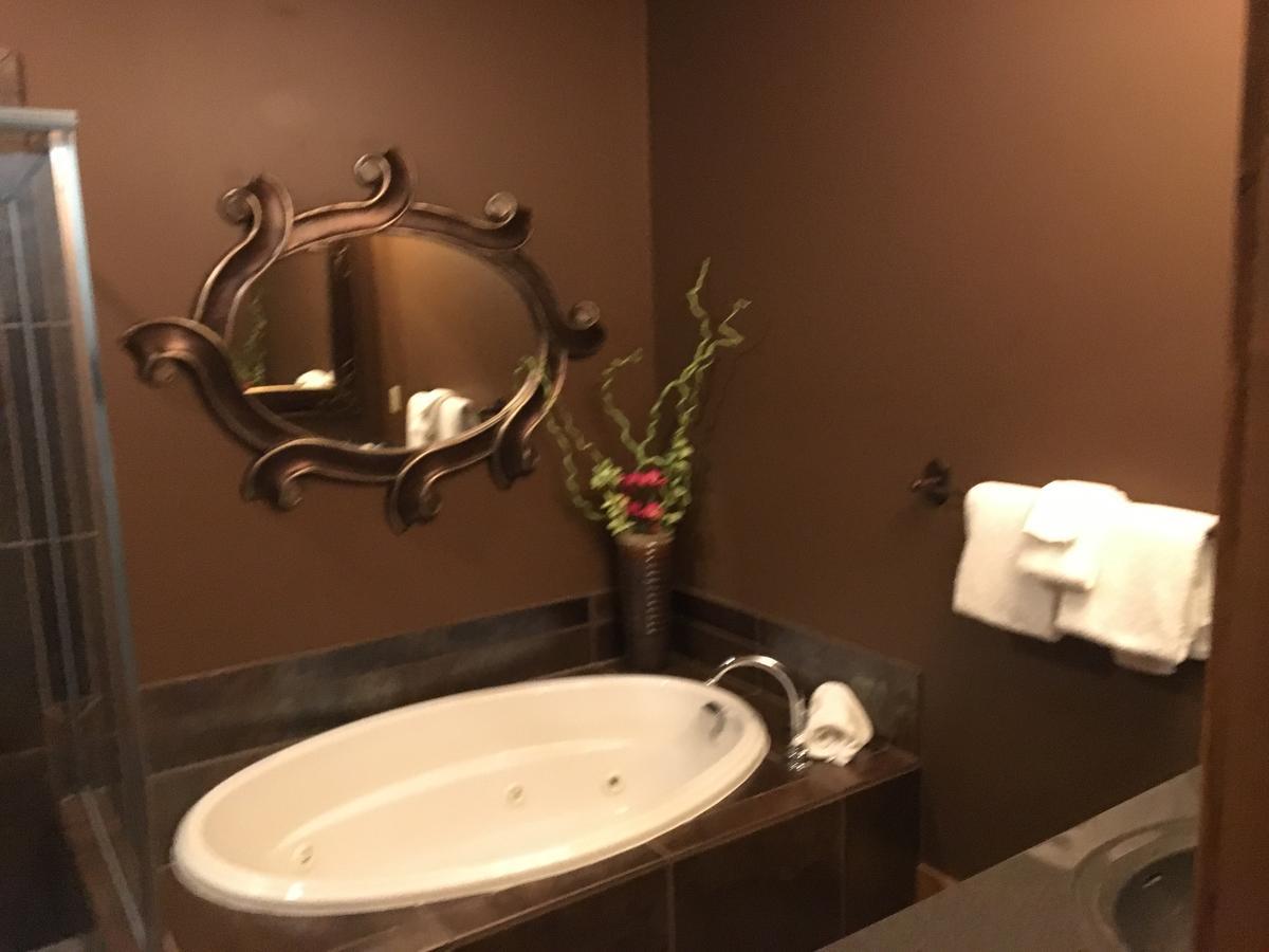Boyne Mountain Creekside Condo Boyne Falls エクステリア 写真