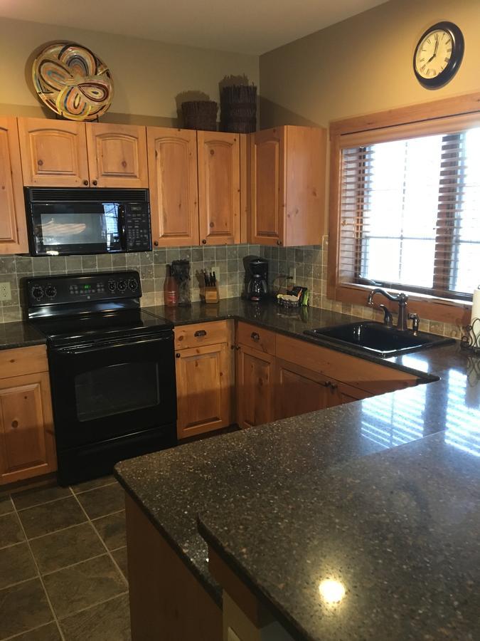 Boyne Mountain Creekside Condo Boyne Falls エクステリア 写真
