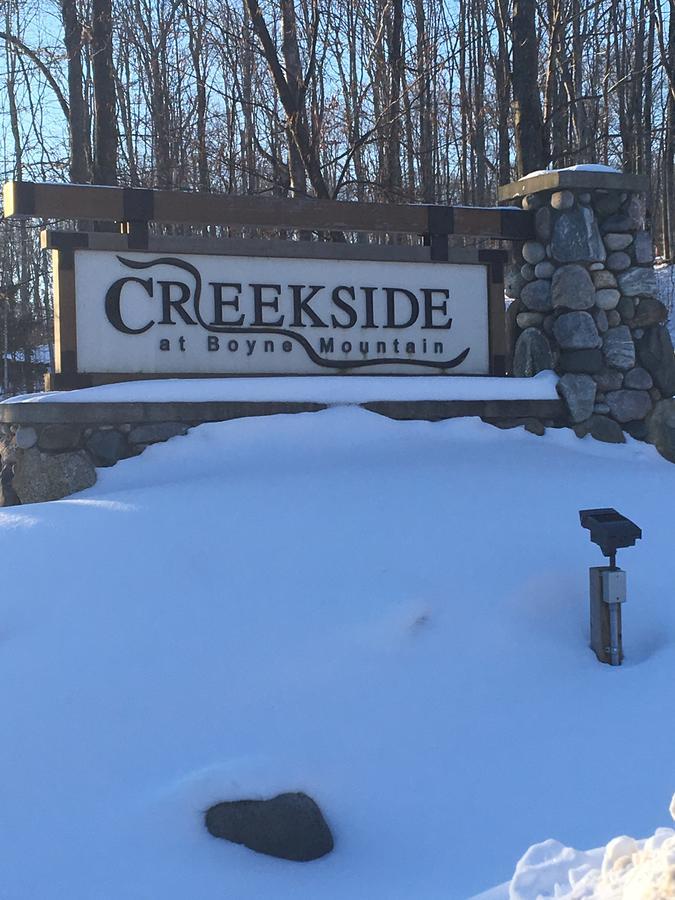 Boyne Mountain Creekside Condo Boyne Falls エクステリア 写真