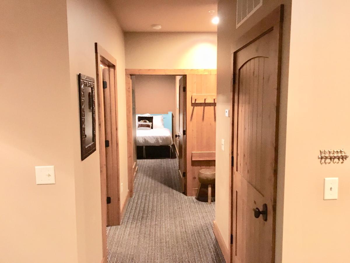Boyne Mountain Creekside Condo Boyne Falls エクステリア 写真