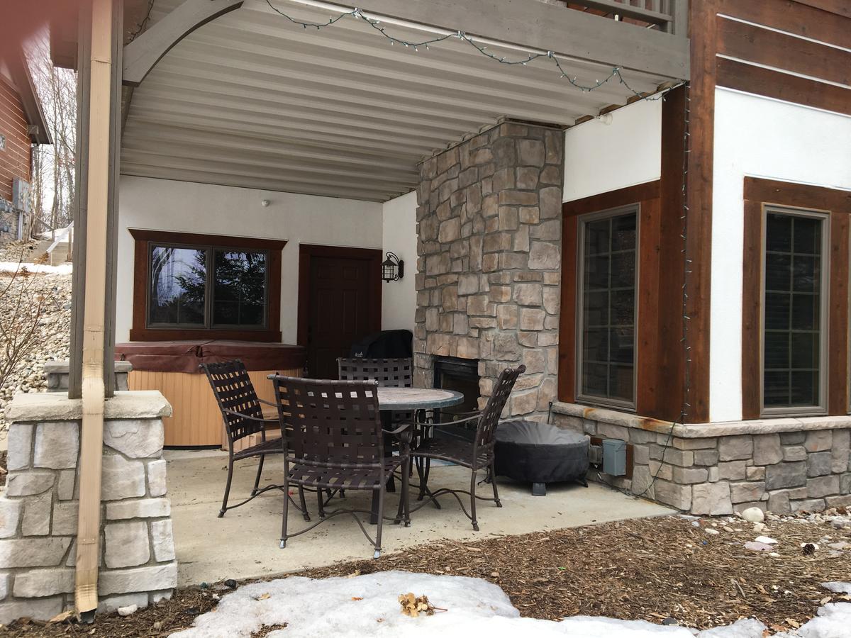 Boyne Mountain Creekside Condo Boyne Falls エクステリア 写真